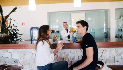 Chorvátsko - Biograd na Moru - hotel Ilirija - koktail bar Chorvátsko - Biograd na Moru - hotel Ilirija - koktail bar