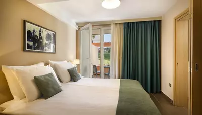 Chorvátsko - ostrov Rab - Lopar - Lopar Sunny hotel - Superior suita - spálňa