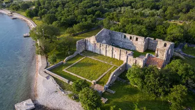 Chorvátsko - ostrov Krk - Omišalj - penzión Delfin - mesto Chorvátsko - ostrov Krk - Omišalj - penzión Delfin - mesto