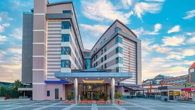 Turecko - Alanya - Hotel Lonicera Premium - vstup do hotela Turecko - Alanya - Hotel Lonicera Premium - vstup do hotela