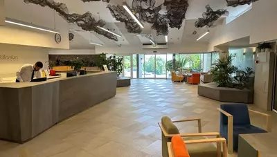 Čierna Hora - Petrovac - hotel Castellastva - recepcia