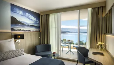 Chorvátsko - o.Rab - Suha Punta - Valamar Carolina Hotel & Villas - dvojlôžková izba pohľad more Chorvátsko - o.Rab - Suha Punta - Valamar Carolina Hotel & Villas - dvojlôžková izba pohľad more