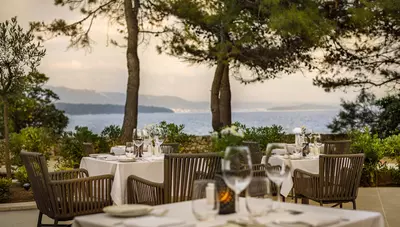 Chorvátsko - o.Rab - Suha Punta - Valamar Carolina Hotel & Villas - reštaurácia Oliva Grill Chorvátsko - o.Rab - Suha Punta - Valamar Carolina Hotel & Villas - reštaurácia Oliva Grill