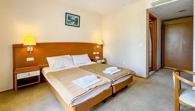 Chorvátsko - Gradac - hotel Neptun - dvojlôžková izba