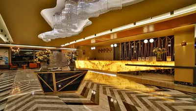 Turecko - Side - hotel Diamond De Luxe - vstupná hala s recepciou