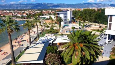 Chorvátsko - Pag - Novalja - Liberty Plaza - areál