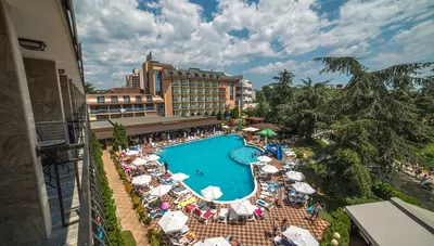 Bulharsko - Slnečné pobrežie - Hotel Baikal - bazén Bulharsko - Slnečné pobrežie - Hotel Baikal - bazén