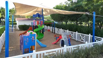 Turecko - Side - hotel Diamond Excellence Resort & Spa - detské ihrisko