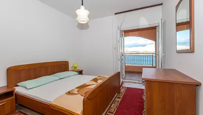 Chorvátsko - ostrov Pag - Pag - apartmány Robert - spálňa Chorvátsko - ostrov Pag - Pag - apartmány Robert - spálňa