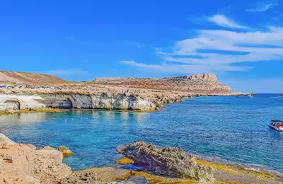 Lodný výlet s návštvevou Cape Greco