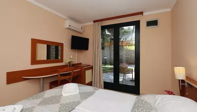 Chorvátsko - Biograd na Moru - San Antonio Resort - dvojlôžková izba Chorvátsko - Biograd na Moru - San Antonio Resort - dvojlôžková izba