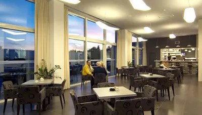 Chorvátsko - Vodice - Hotel Olympia - Aperitív bar Chorvátsko - Vodice - Hotel Olympia - Aperitív bar