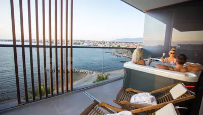 Chorvátsko - Pag - Novalja - Liberty Plaza - suita s vírivkou