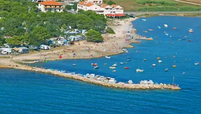 Chorvátsko - Privlaka (Zadar) - Apartmány - pláž