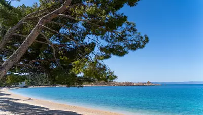 Chorvátsko - Makarska - Valamar Meteor hotel - pláž