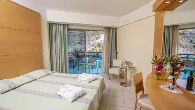 Grécko - Rhodos - Faliraki - hotel Calypso Beach - dvojlôžková izba