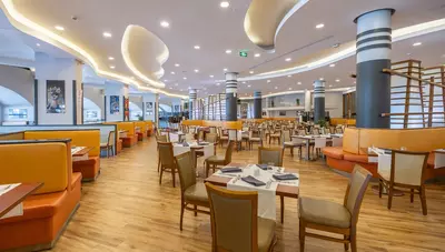 Turecko - Side - Vonresort Golden Coast - hlavná reštaurácia Turecko - Side - Vonresort Golden Coast - hlavná reštaurácia