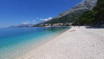 Chorvátsko - Baška Voda - Villa Manda - pláž