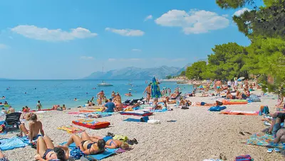 Chorvátsko - Makarska - Dalmacija Places hotel - pláž Chorvátsko - Makarska - Dalmacija Places hotel - pláž