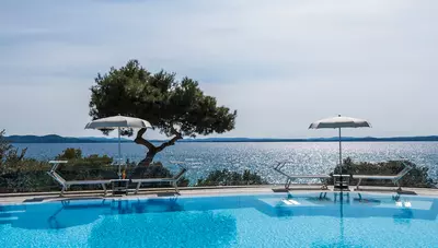 Chorvátsko - Petrčane - hotel Pinija - bazén