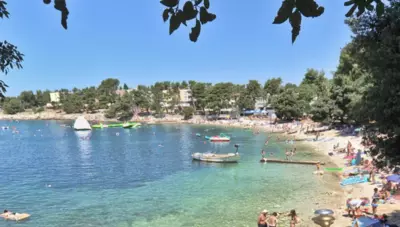 Chorvátsko - Pula-Banjole - Hotel Centinera - pláž Chorvátsko - Pula-Banjole - Hotel Centinera - pláž