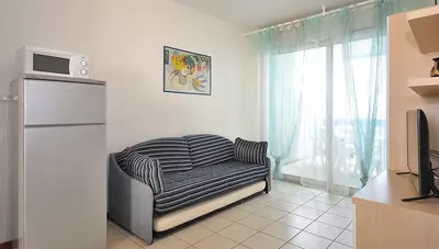 Taliansko-Bibione-Spiaggia-Villa Mara-kuchyňa v apartmáne C Taliansko-Bibione-Spiaggia-Villa Mara-kuchyňa v apartmáne C