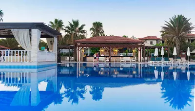 Turecko - Side - hotel Club Nena - bar pri bazéne