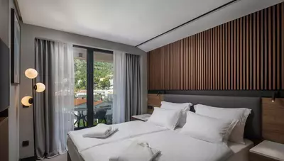 Chorvátsko - Baška Voda - hotel Noemia - suita 2+1 s balkónom