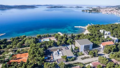 Chorvátsko - Vodice - komplex Imperial Green Chorvátsko - Vodice - komplex Imperial Green