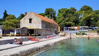 Chorvátsko - Sv.Filip i Jakov - Hotel Villa Donat - Beach bar Chorvátsko - Sv.Filip i Jakov - Hotel Villa Donat - Beach bar