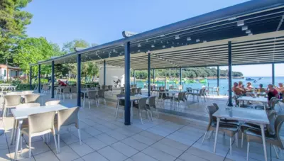 Chorvátsko - Pula-Banjole - Hotel Centinera - terasa Chorvátsko - Pula-Banjole - Hotel Centinera - terasa