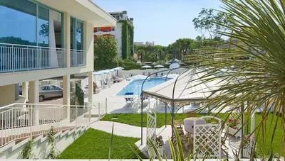 Hotel Bolivar - Lido di Jesolo - bazén Hotel Bolivar - Lido di Jesolo - bazén