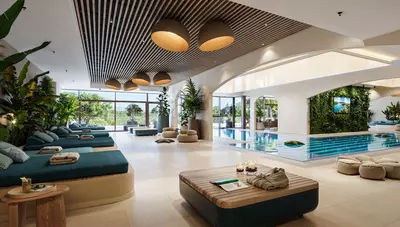 Chorvátsko - o.Rab - Suha Punta - Arba Resort - vnútorný bazén Chorvátsko - o.Rab - Suha Punta - Arba Resort - vnútorný bazén