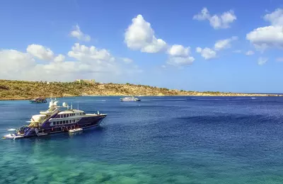 Lodný výlet s návštvevou Cape Greco