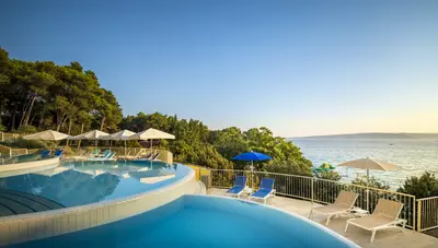 Chorvátsko - ostrov Krk - Krk - Krk Sunny Hotel - bazén Chorvátsko - ostrov Krk - Krk - Krk Sunny Hotel - bazén