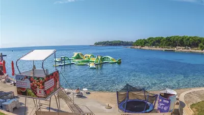 Chorvátsko - Pula - hotel Pula - pláž Chorvátsko - Pula - hotel Pula - pláž