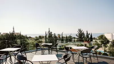 Rhodos - Kiotari - hotel Kiotari Miraluna - terasa