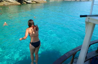 Thassos - skok z lode