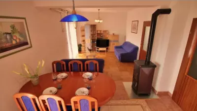 Chorvátsko - Omiš - Duće - apartmány Milavić - apartmán na 2.poschodí - denná miestnosť Chorvátsko - Omiš - Duće - apartmány Milavić - apartmán na 2.poschodí - denná miestnosť