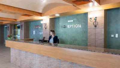 Bulharsko - Slnečné pobrežie - Hotel Nessebar Beach - recepcia Bulharsko - Slnečné pobrežie - Hotel Nessebar Beach - recepcia