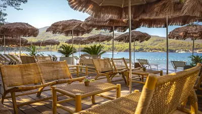 Chorvátsko - Stari Grad - Hvar PLACESHOTEL - plážový bar