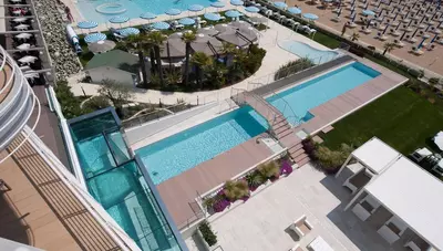 Taliansko - Lido di Jesolo - hotel Le Soleil - bazén Taliansko - Lido di Jesolo - hotel Le Soleil - bazén