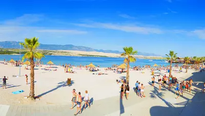 Chorvátsko - Pag - Novalja - Liberty Plaza - pláž Zrće