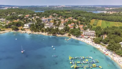 Chorvátsko - Pula-Banjole - Hotel Centinera - pohľad na komplex Chorvátsko - Pula-Banjole - Hotel Centinera - pohľad na komplex