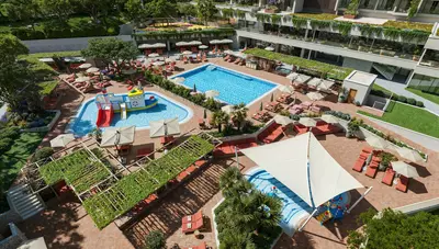 Chorvátsko - o.Rab - Suha Punta - Arba Resort - bazény Chorvátsko - o.Rab - Suha Punta - Arba Resort - bazény