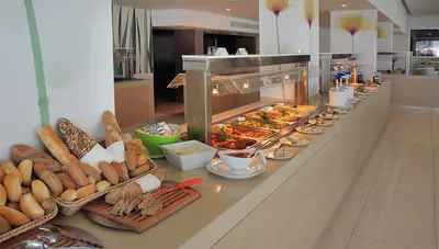 Cyprus - Ayia Napa - hotel Nelia Beach - reštaurácia Cyprus - Ayia Napa - hotel Nelia Beach - reštaurácia