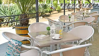 Bulharsko - Slnečné pobrežie - iHotel Sunny Beach - terasa