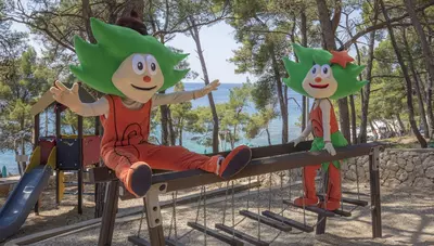 Chorvátsko - ostrov Lišinj - Mali Lošinj - hotel Vespera - Pino Club - animácie