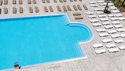 Bulharsko - Slnečné pobrežie - Bavaro - bazén Bulharsko - Slnečné pobrežie - Bavaro - bazén