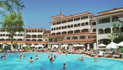 Bulharsko - Slnečné pobrežie - Royal Palace Helena Park - bazén